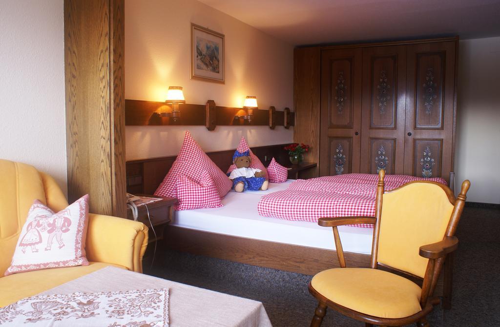 Berghotel Maderhalm Garni Оберстдорф Стая снимка